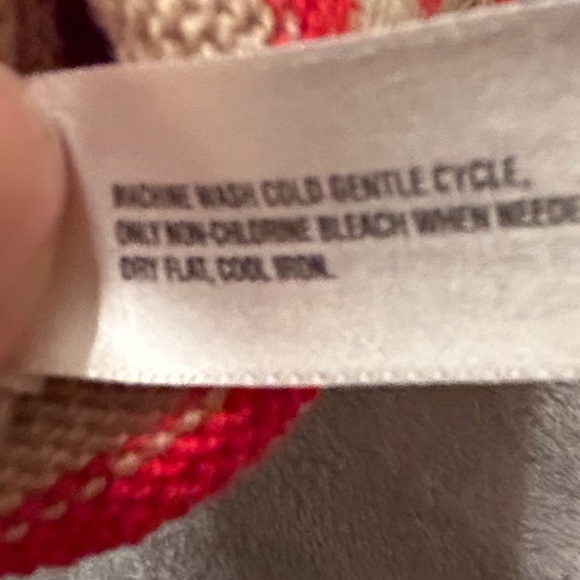 Beige and red short sleeve sweat from GAP Sz XL - Picture 4 of 4